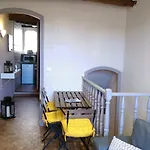 Lovely In Old Town Of 3 Pers Apartmán